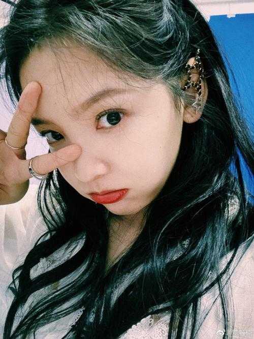 活成前任白月光后，她桃花朵朵开全文小说